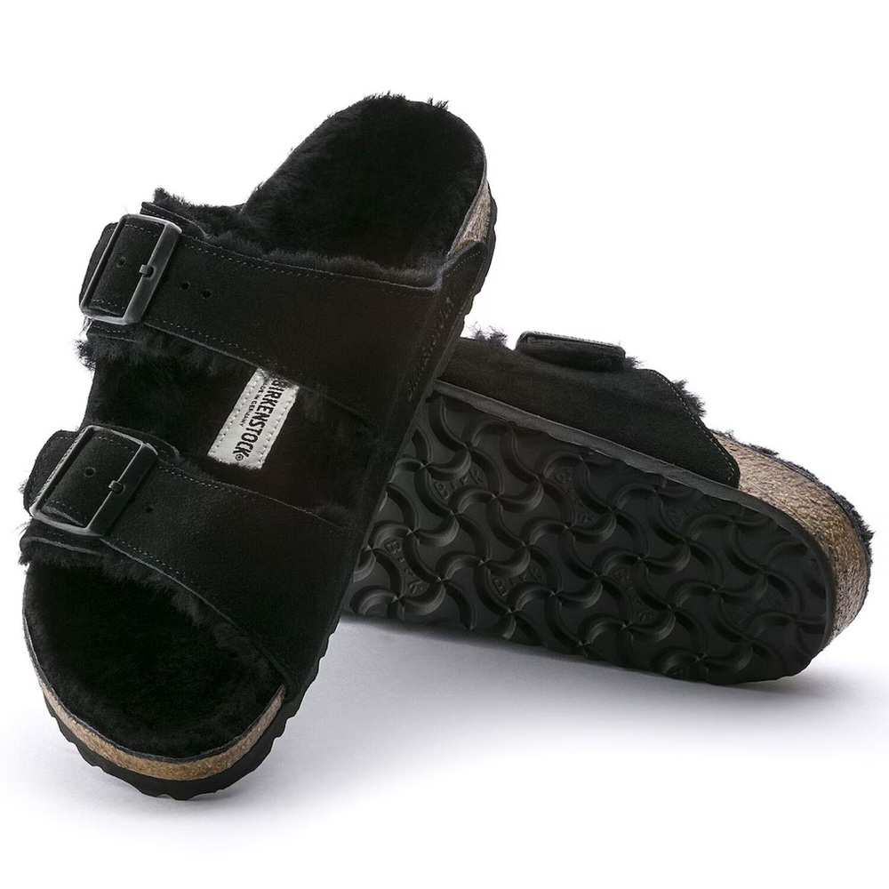 NWT Birkenstock Arizona Shearling
Suede Leather - Black